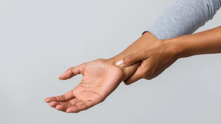 Kubital Tünel Sendromu Nedir? Belirtileri ve Tedavi Yöntemleri